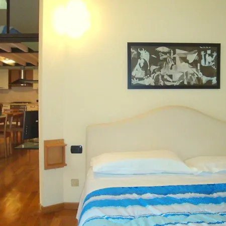 Bed Μπέργκαμο